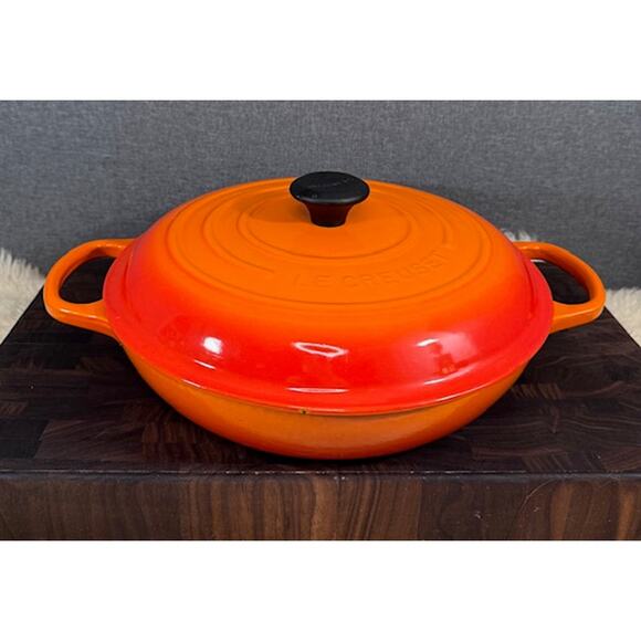 Le Crueset Signature Brasier in Flame 3.5 Quart with Box
